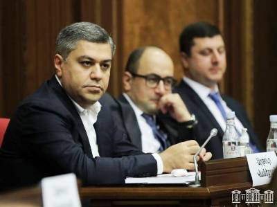 article-image