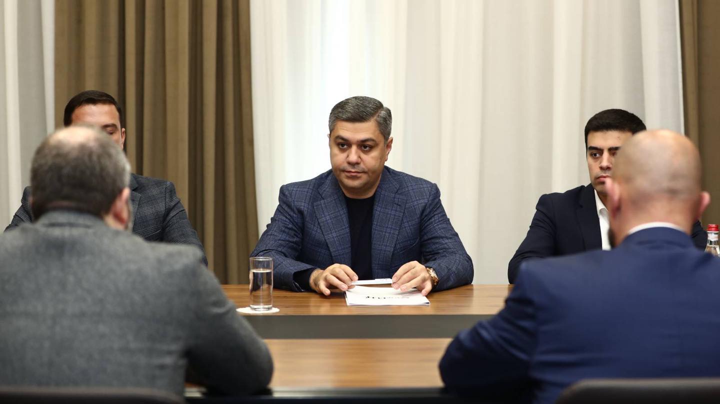 article-image