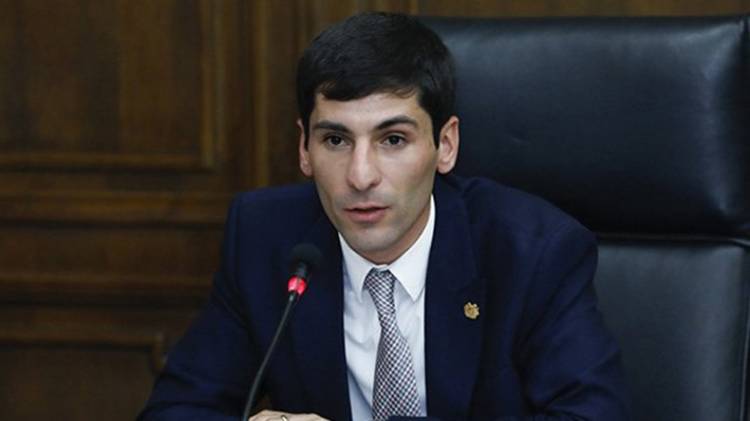 article-image
