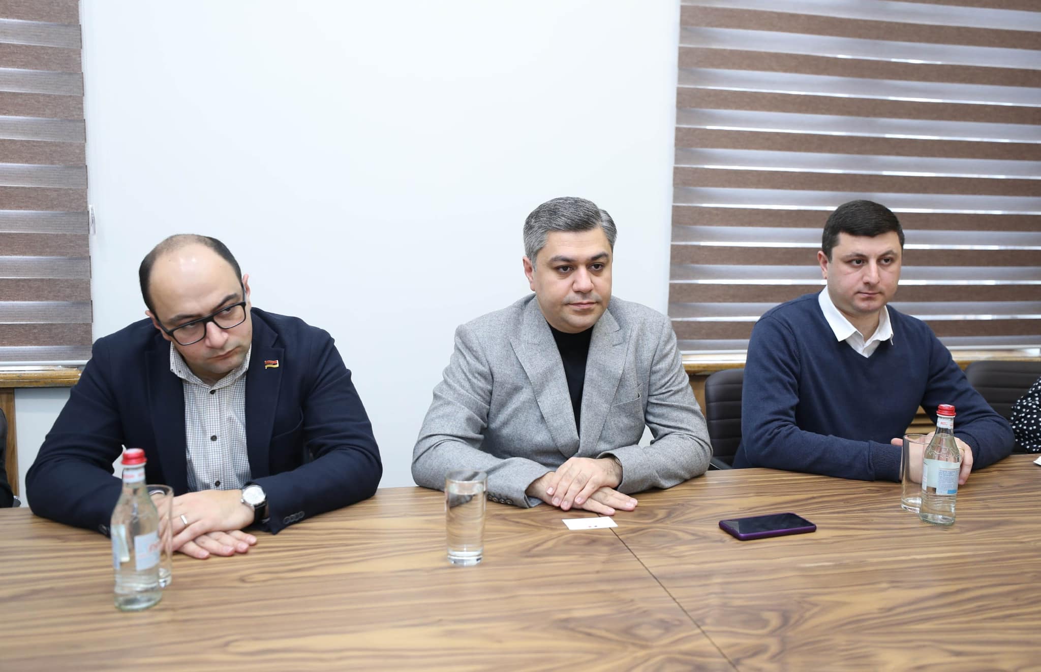 article-image