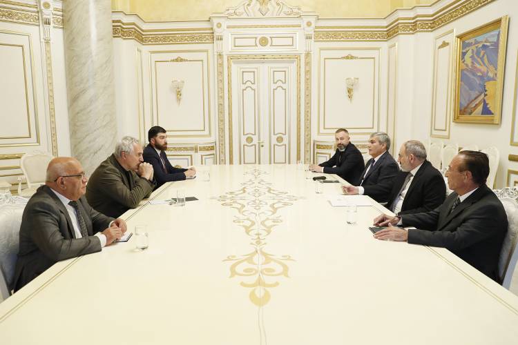 article-image