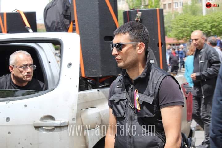article-image