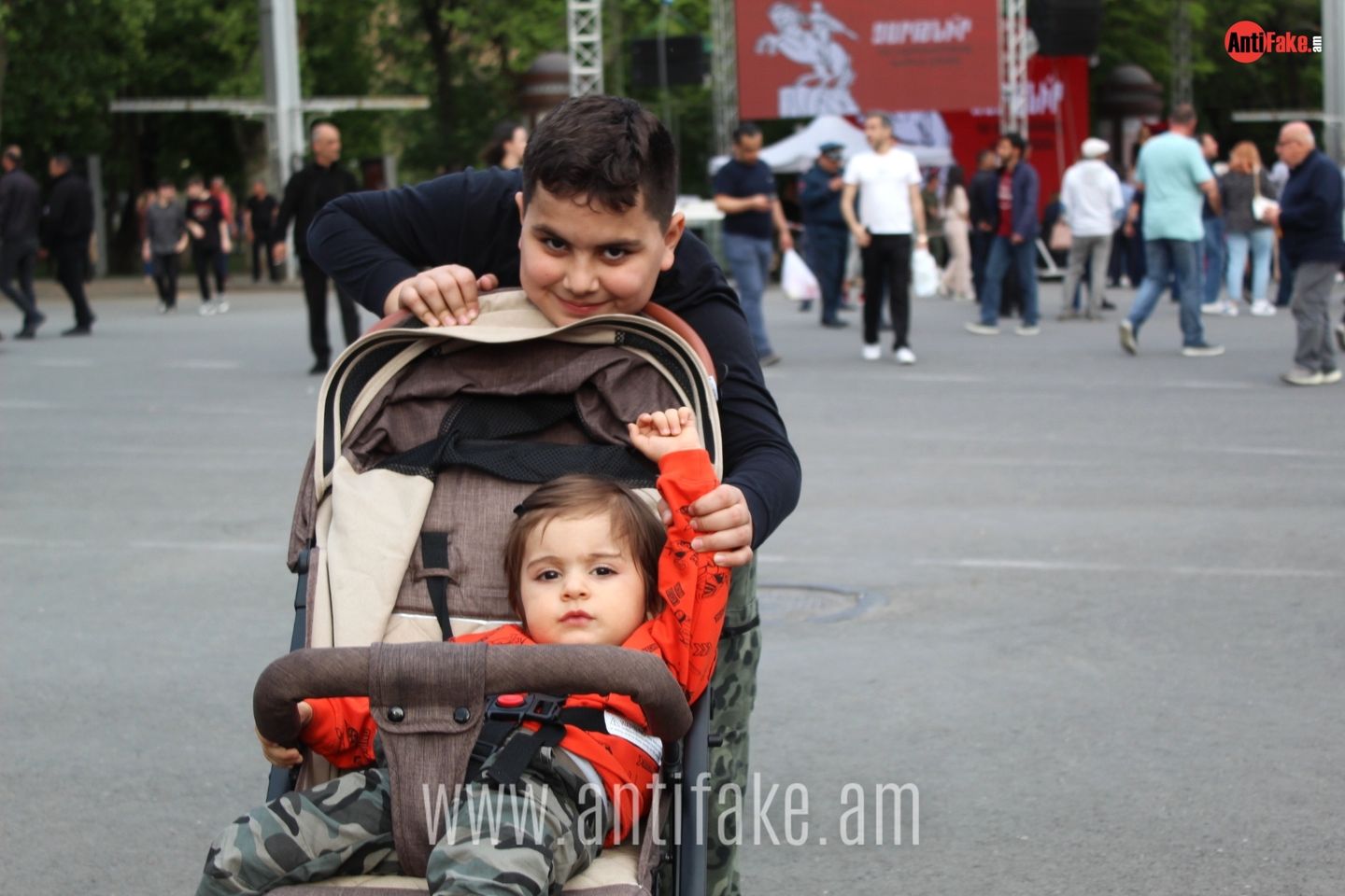 article-image