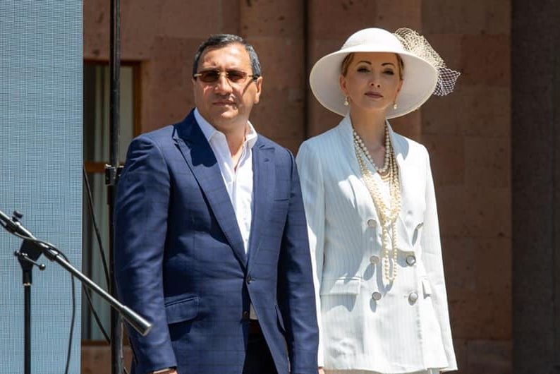 article-image