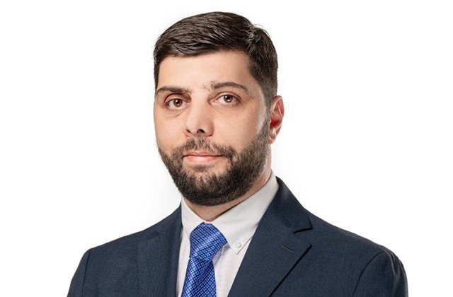 article-image