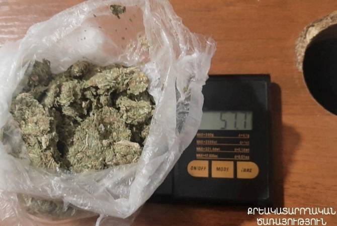 article-image