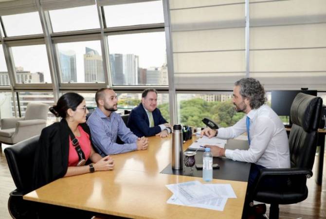 article-image