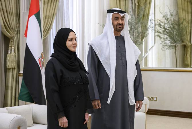 article-image