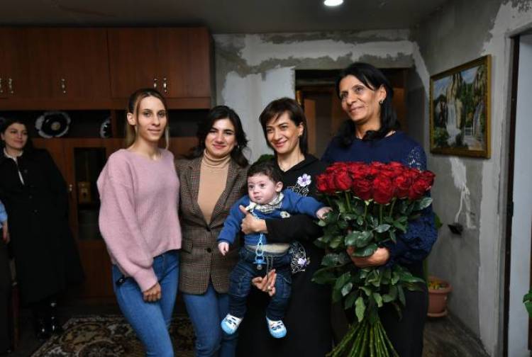 article-image