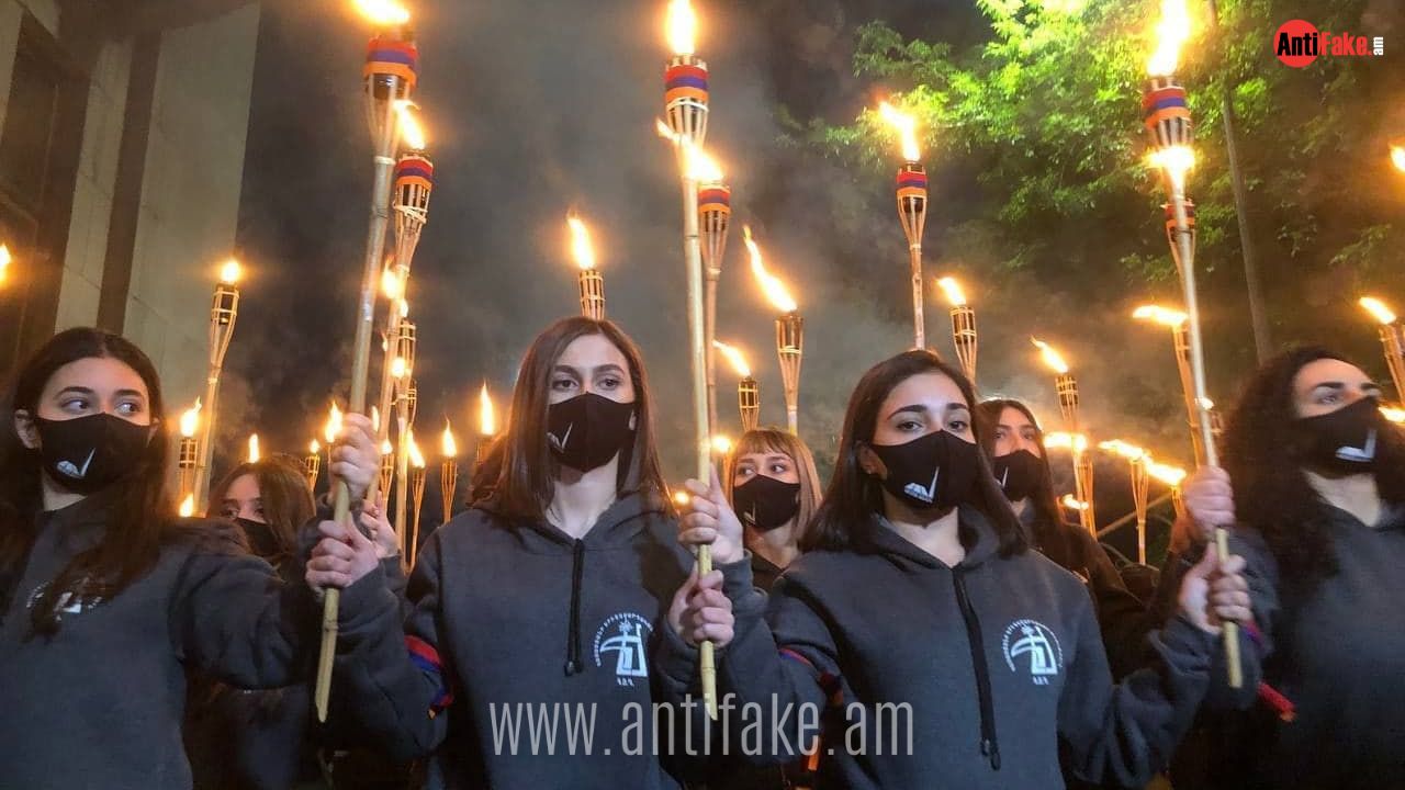 article-image