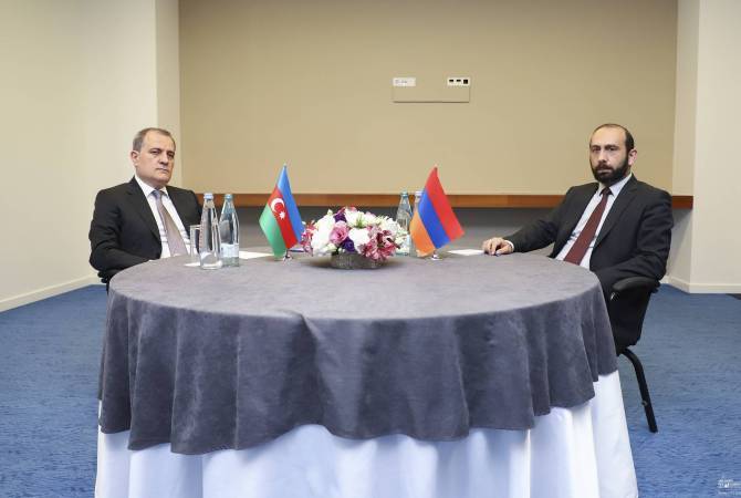 article-image