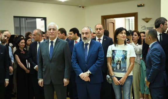 article-image
