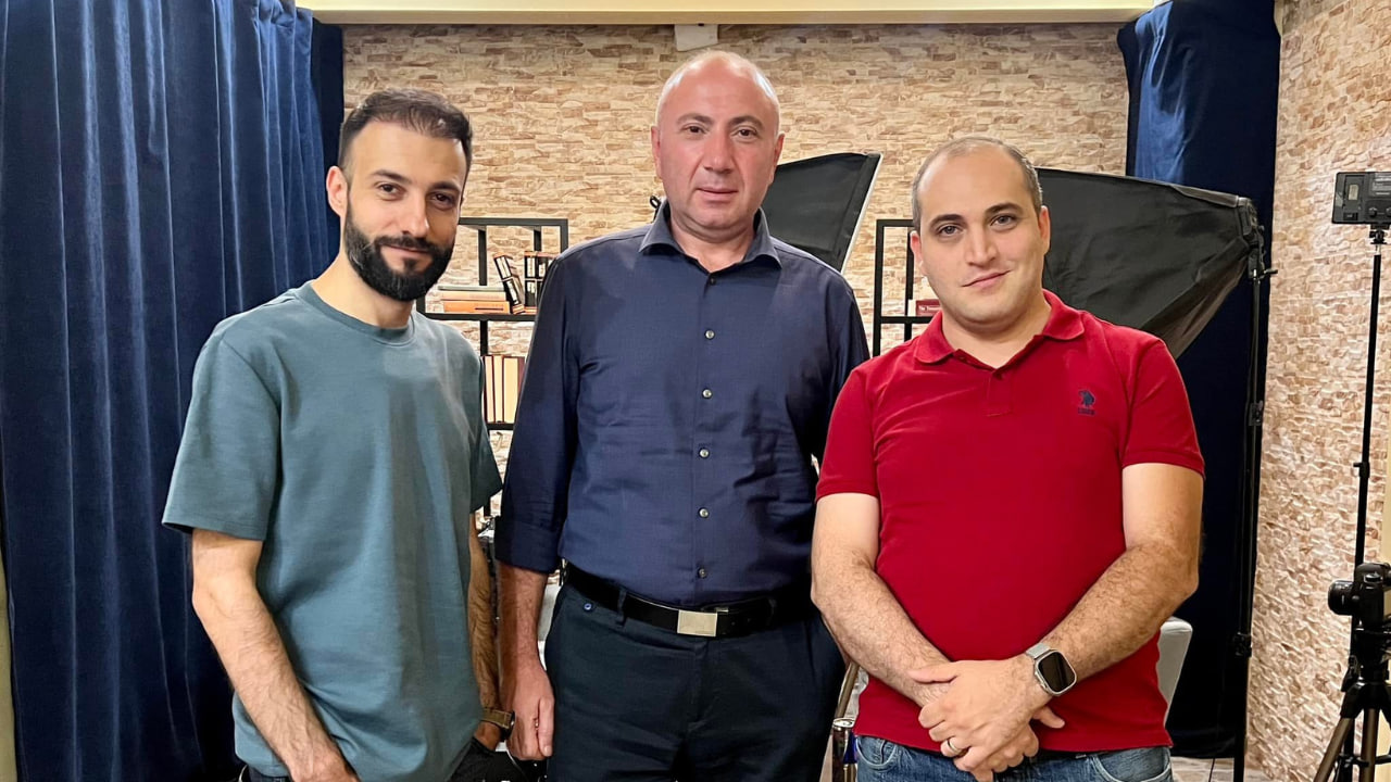 article-image