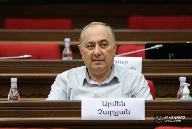 article-image