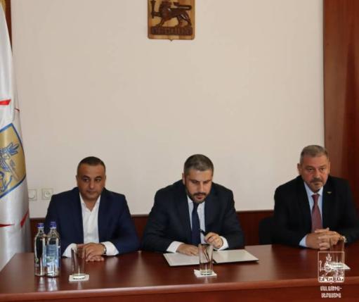 article-image
