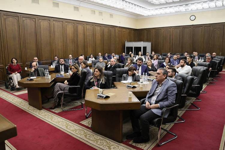 article-image