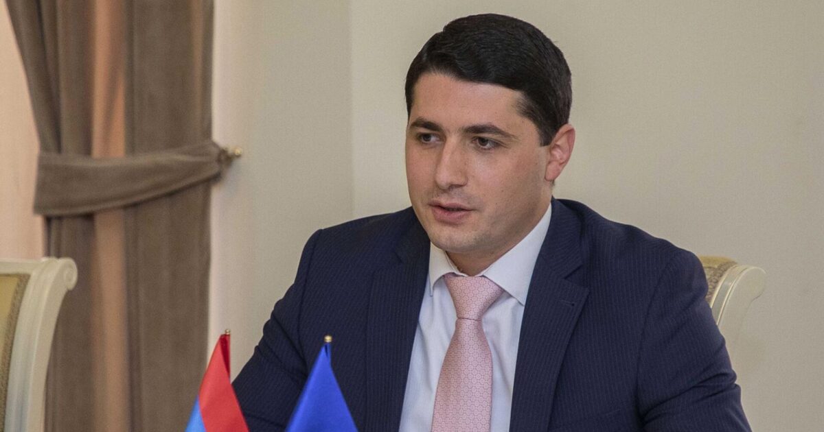 article-image