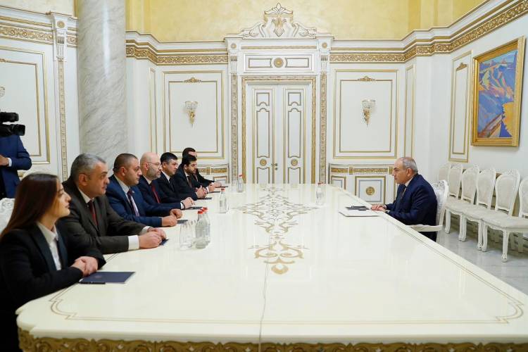 article-image