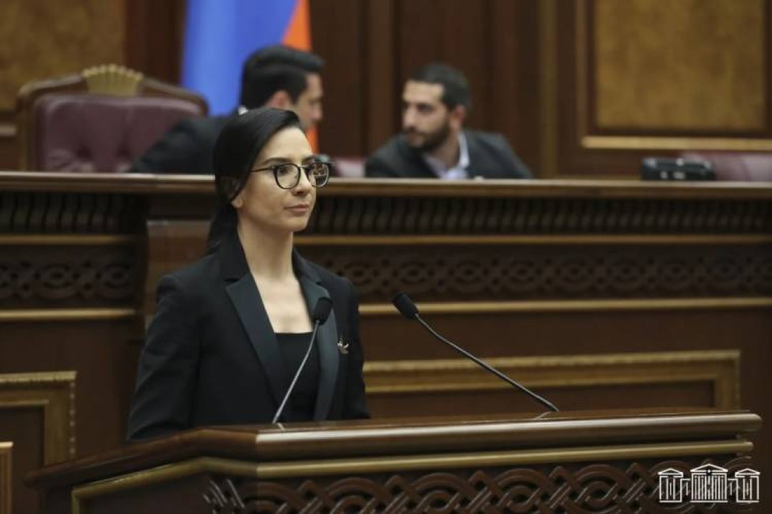 article-image